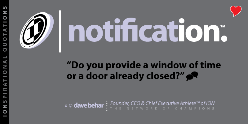 A gray background with the word " notificati " written in front of it.